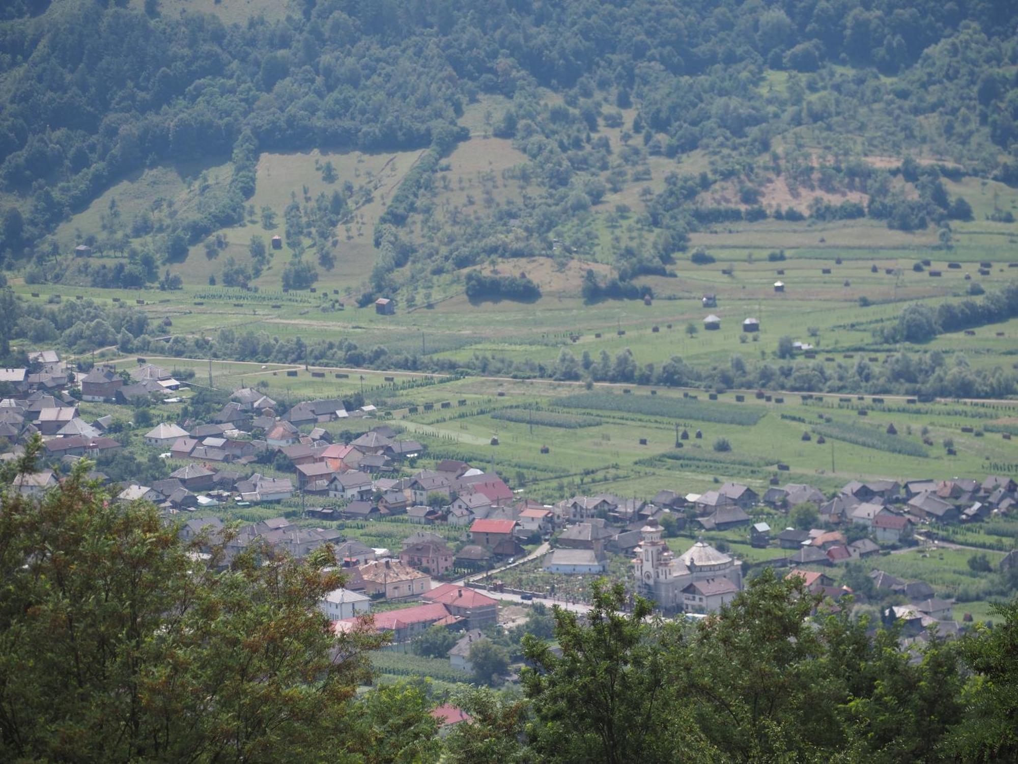 Pensiunea Sanziene Strîmtura 외부 사진