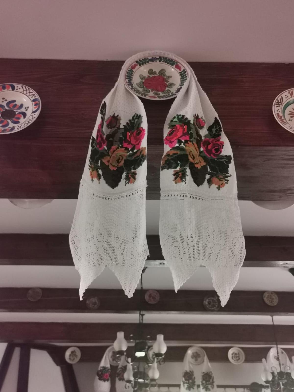 Pensiunea Sanziene Strîmtura 외부 사진